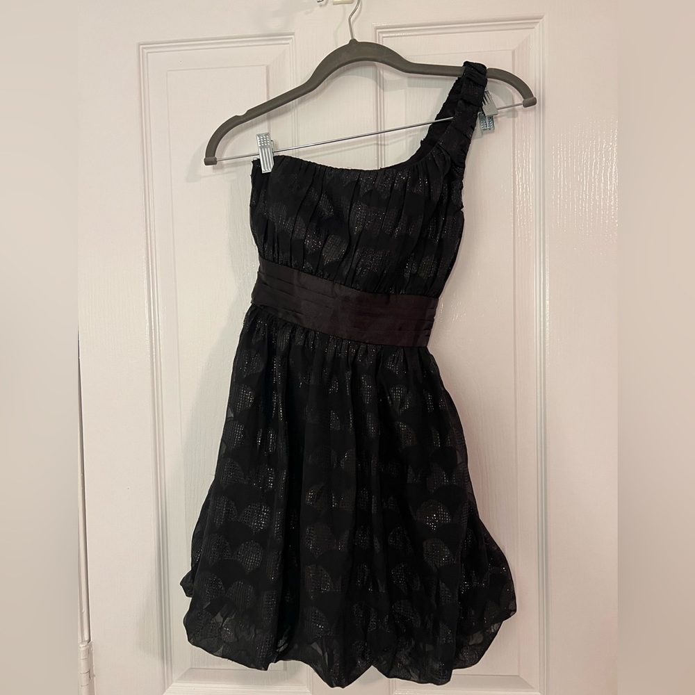 2B Bebe Formal Black Dress in Small